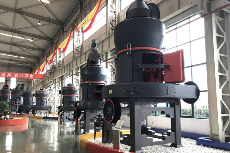 常用的可靠礦石磨粉機的配件用什么材料好？